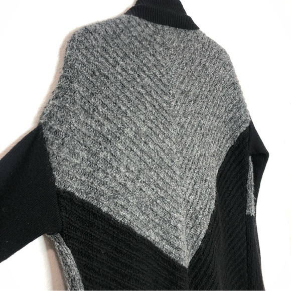 Smartwool Women's Moon Ridge Cardigan Sweater Wrap Gray Black Size Medium - Picture 13 of 13